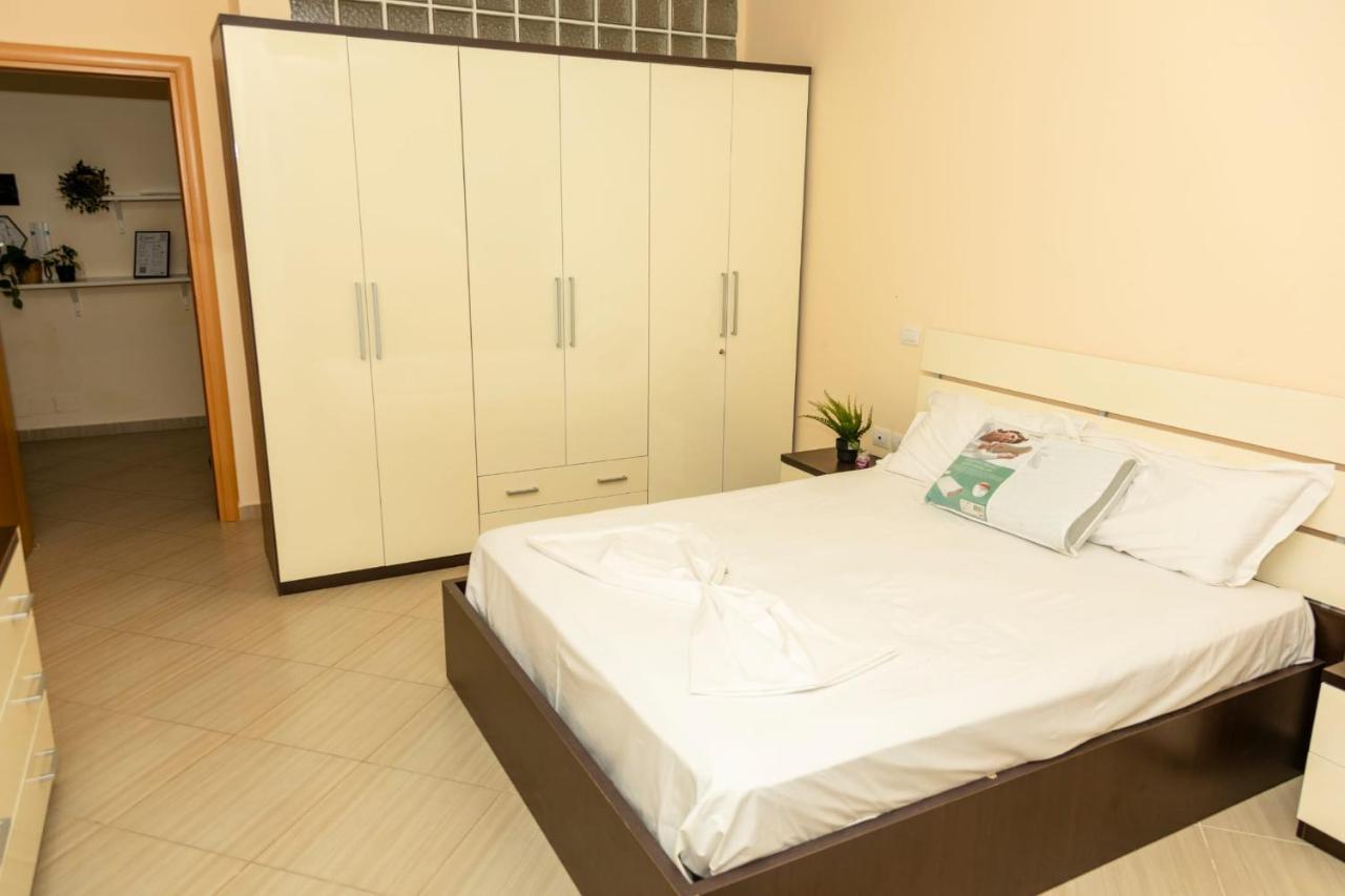 Bay Inn Apartment Sea Front Wlora Zewnętrze zdjęcie